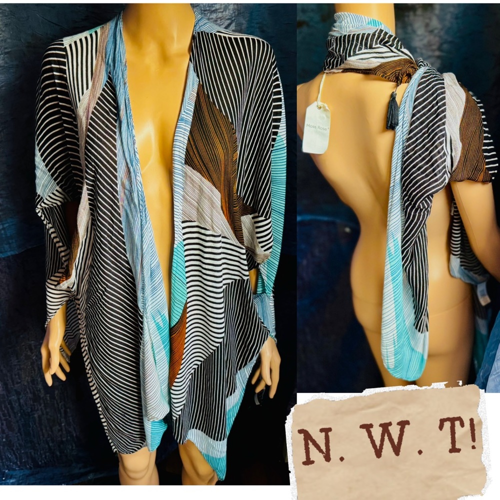 Brand New Moss Rose Multi-Way Shawl – NWT